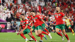 0 - 0！日本消极比赛坑惨国足，拿1分2分也可能出局，印尼成最大赢家.