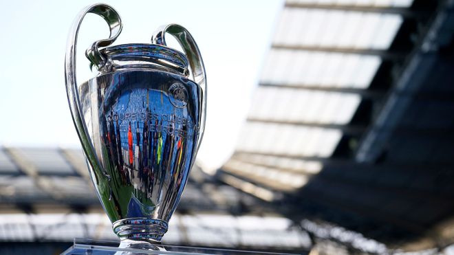 队在季中更 队在季中更